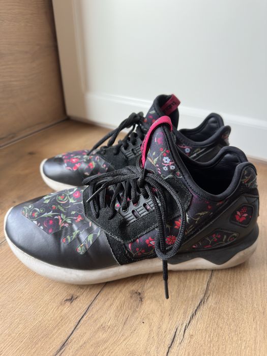 Adidas tubular runner moscow flowers 40