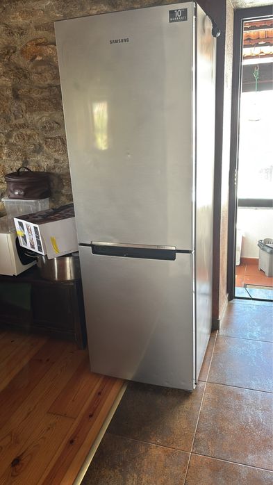Frigorifico combinado Samsung Inox