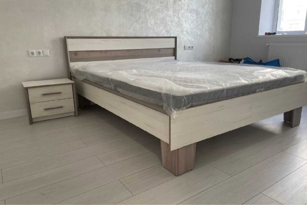 Двухспальне ліжко з матрацом. Кровать + матрас 140*200 та 160*200