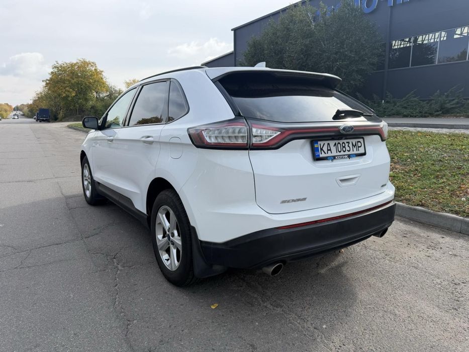 автомобіль Ford Edge