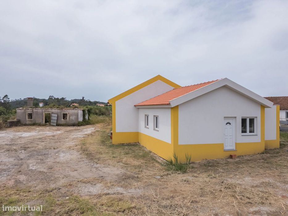 Moradia para Reabilitar com Projeto Aprovado em Óbidos