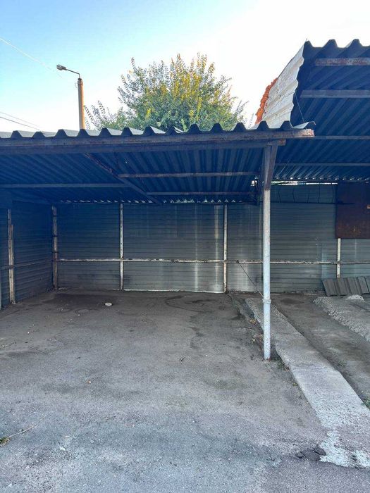 Сдам паркоместо, парковка на 3 авто