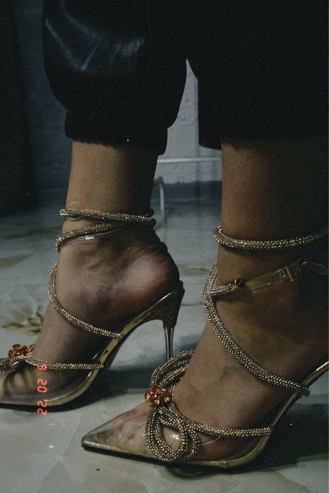 Туфлі ZARA.