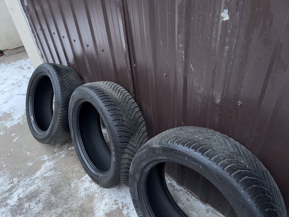 Continental AllSeasonContact 215/50 R17 95V XL