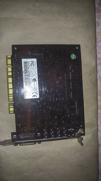 Sound blaster live 5.1 możliwa zamiana na karte graficzną.