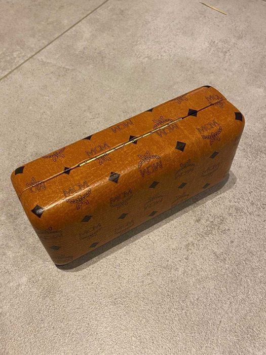 MCM etui na okulary Visetos – koniakowe/brązowe