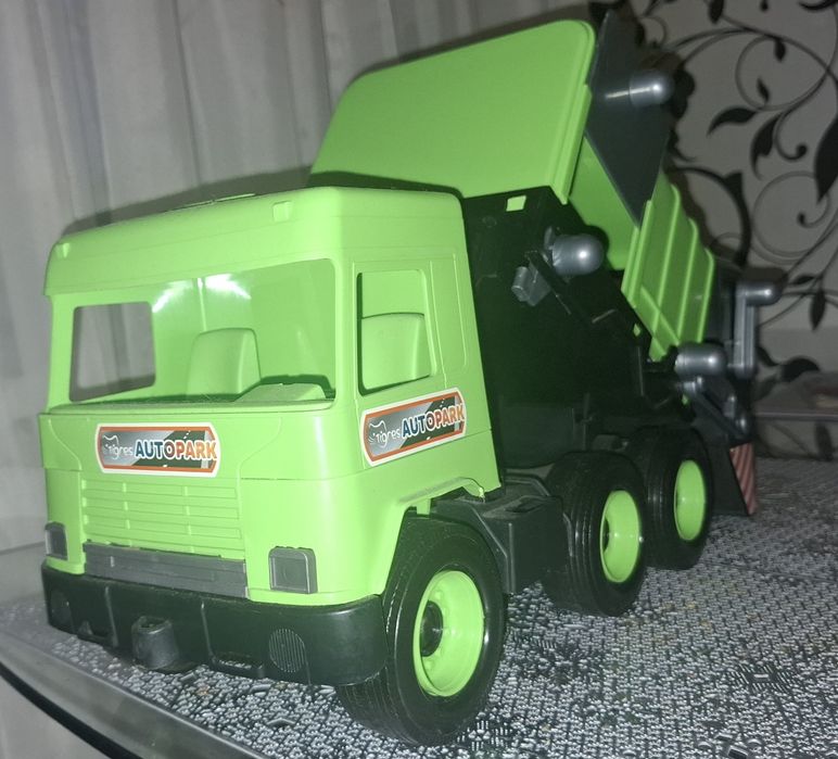 Игрушка "Мусоровоз"