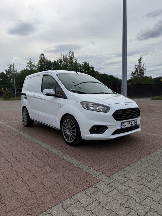 Ford Transit Courier