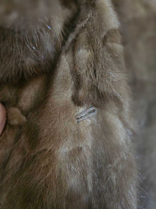 Futro z norek, SAGA MINK