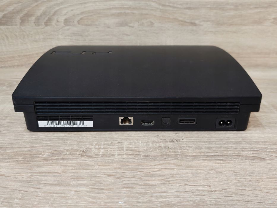 Konsola sony playstation 3 slim 160gb cech-3004a