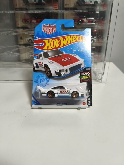 Porsche 934 Hot Wheels Mainline