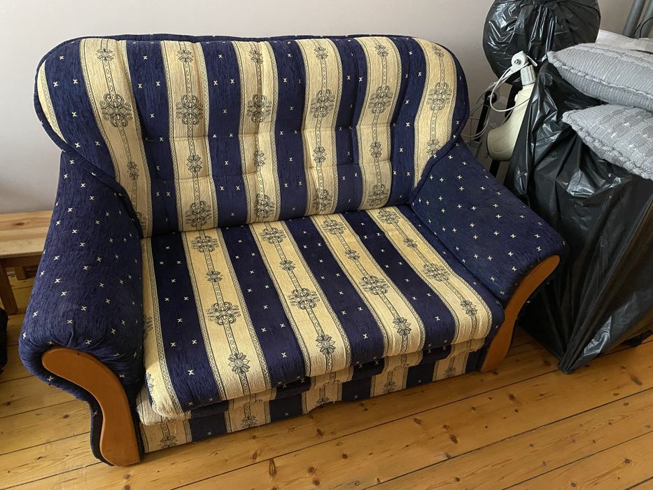 Sofa dwuosobowa z funkcją spania