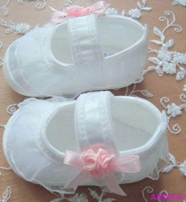 Pantofelki BUCIKI do CHRZTU buty 9,10,11,12,13 cm