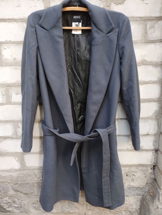 Versace Versus пальто