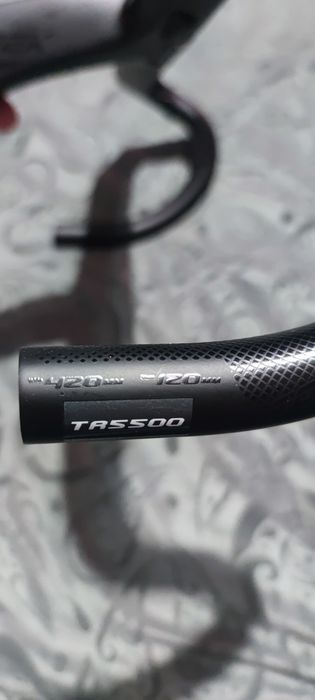 Guiador integrado Carbono Toseek TR5500