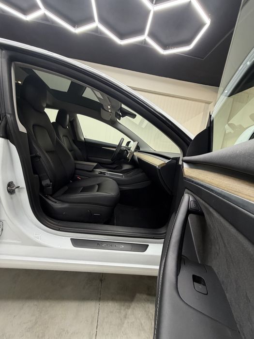 Tesla Model 3 SR plus Facelift LFP