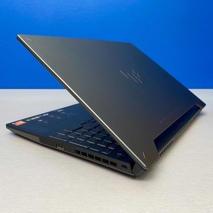 ASUS ROG Strix G713RW - 17.3" 240Hz (Ryzen 9 6900HX/32GB/RTX 3070 Ti)