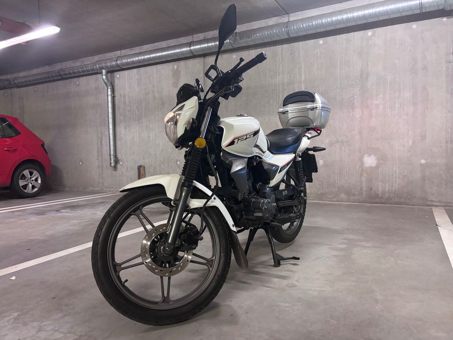 Motocykl Keeway RK 125