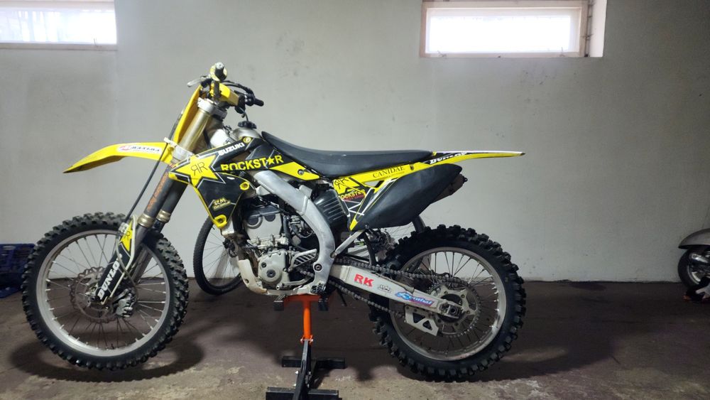 Продам Suzuki RMZ 250