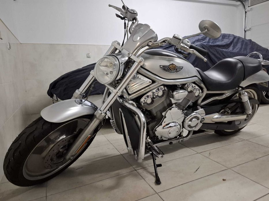 Harley Davidson VRod -100th Anniversary Special edition