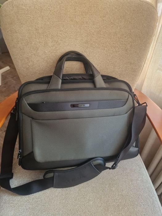 Pasta Samsonite Dlx 6 pro 15,6" Verde Oliva Custo Nova 315€