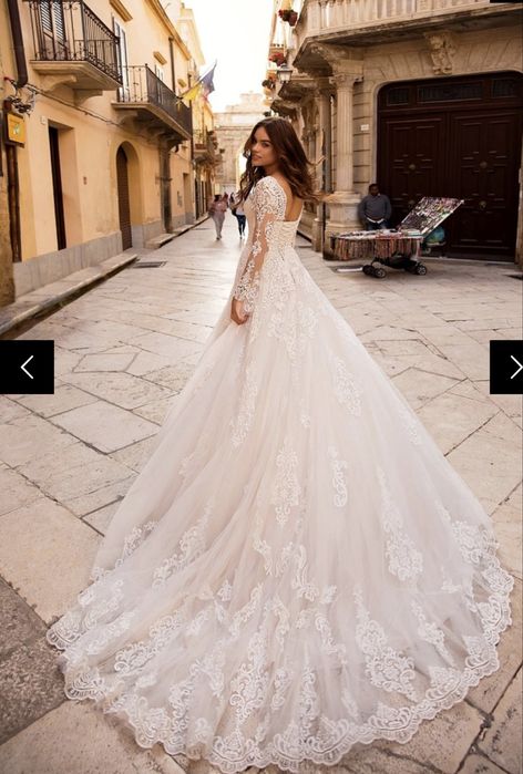 Lussano Sicilian Sky bridal / Baryan весільна сукня з довгим шлейфом