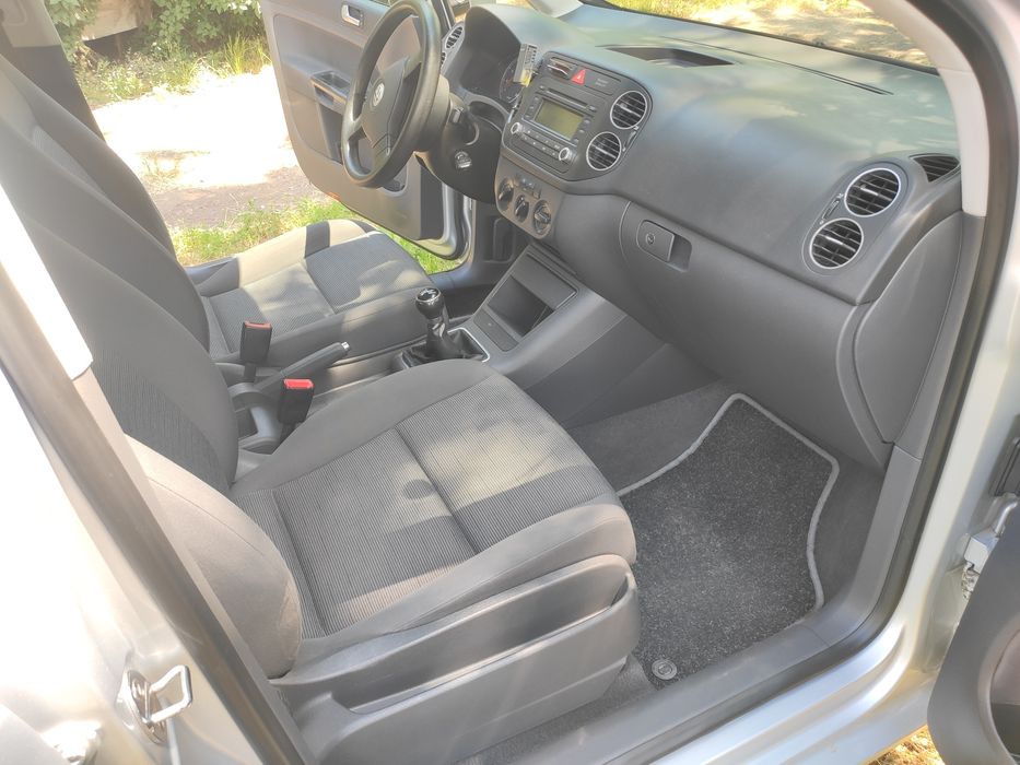 Продам Volkswagen Golf Plus 1.6 MPI  2006год