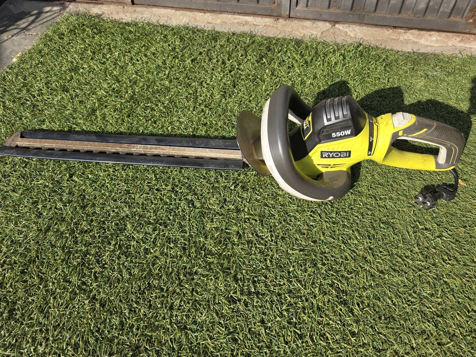 Corta sebes eletrico