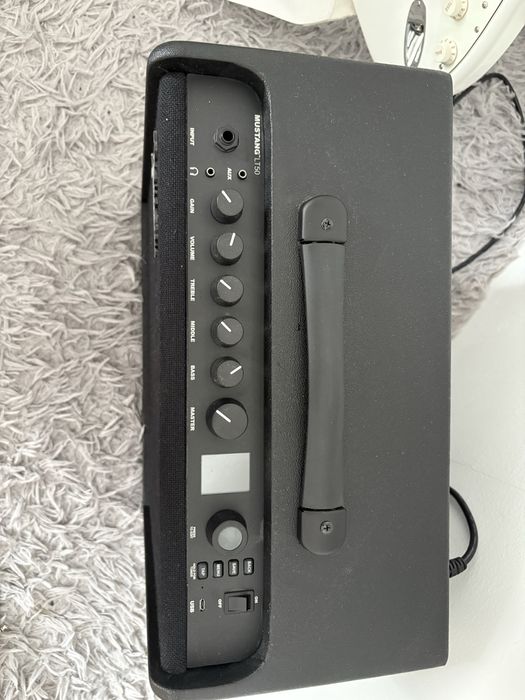 Gitara i wzmacniacz Fender