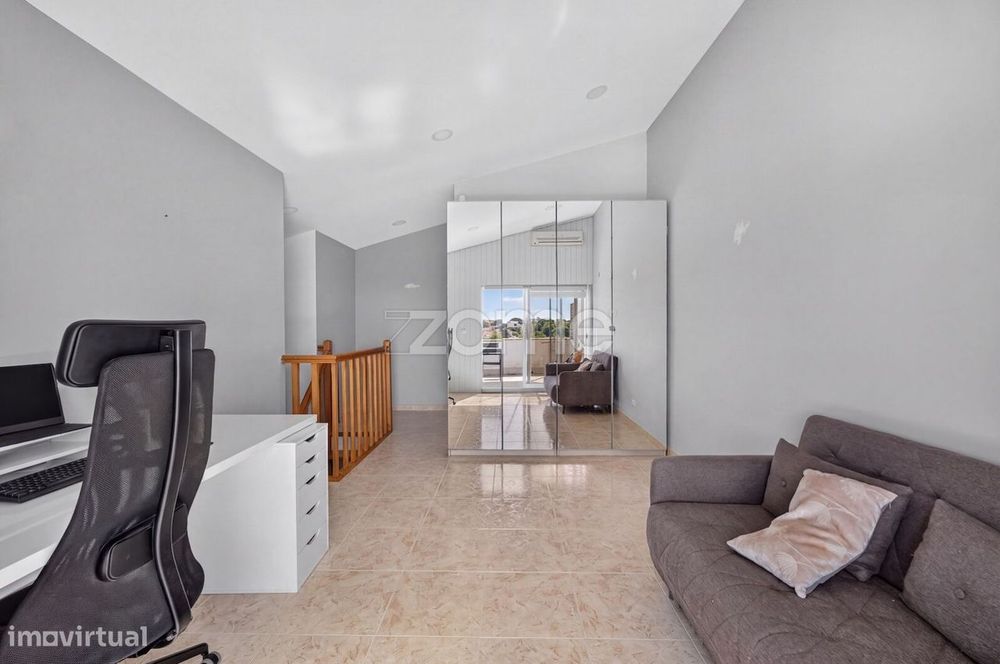Apartamento T2+2 - Alcabideche