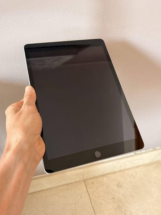 Apple Ipad 9th geração como novo