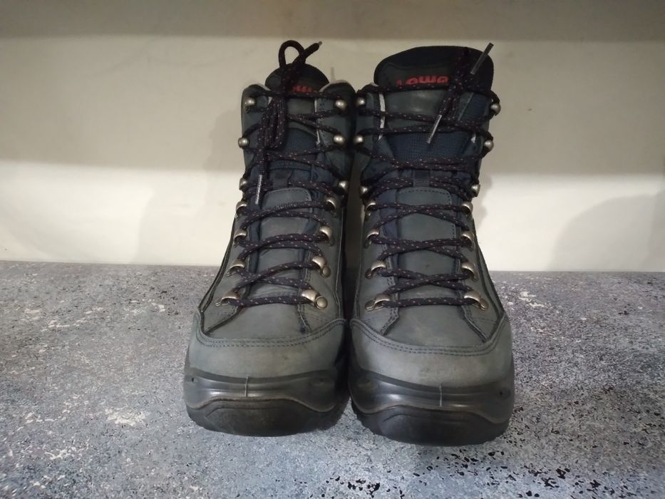 Оригінальні Ботінки трекингові LOWA Renegade GTX Mid  41 1/2  Нові