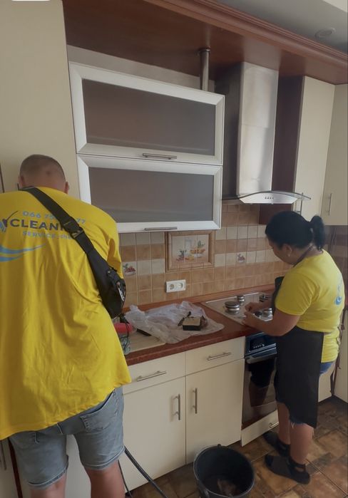 Клінінг/прибирання/уборка/хімчистка/миття вікон