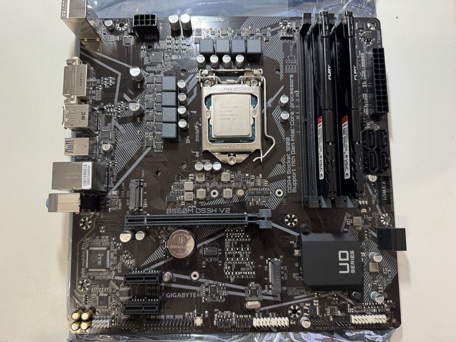 Plyta glowna B560M DS3H V2 ,processor i5-11400F, pamiec RAM