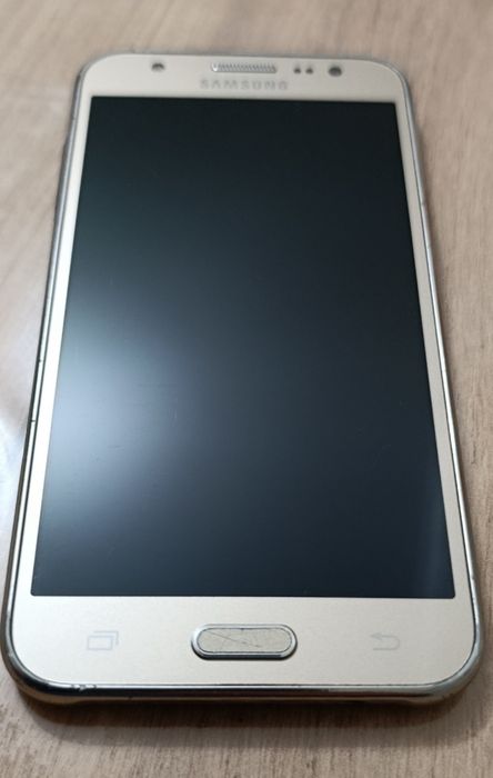 Телефон Samsung  j500H