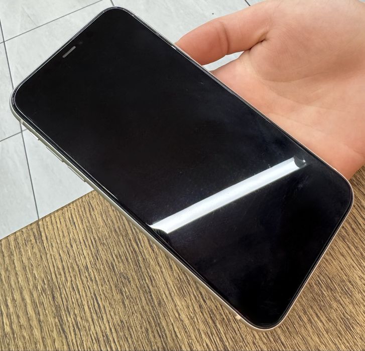 iphone 11 стан хороший