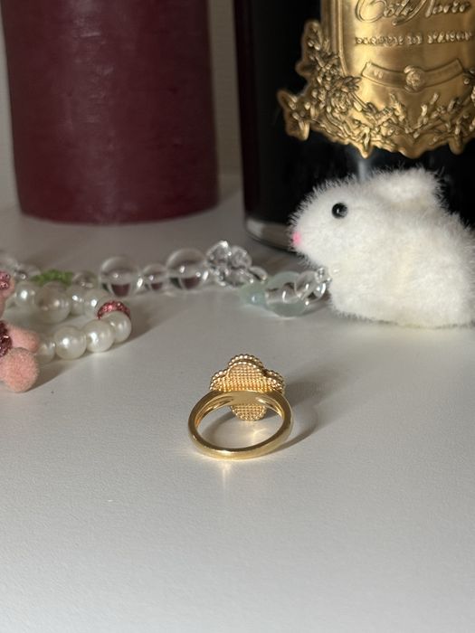 Кільце Van Cleef&Arpels