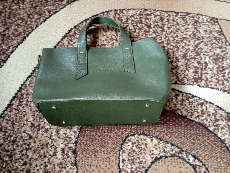 Продам сумку жіночу