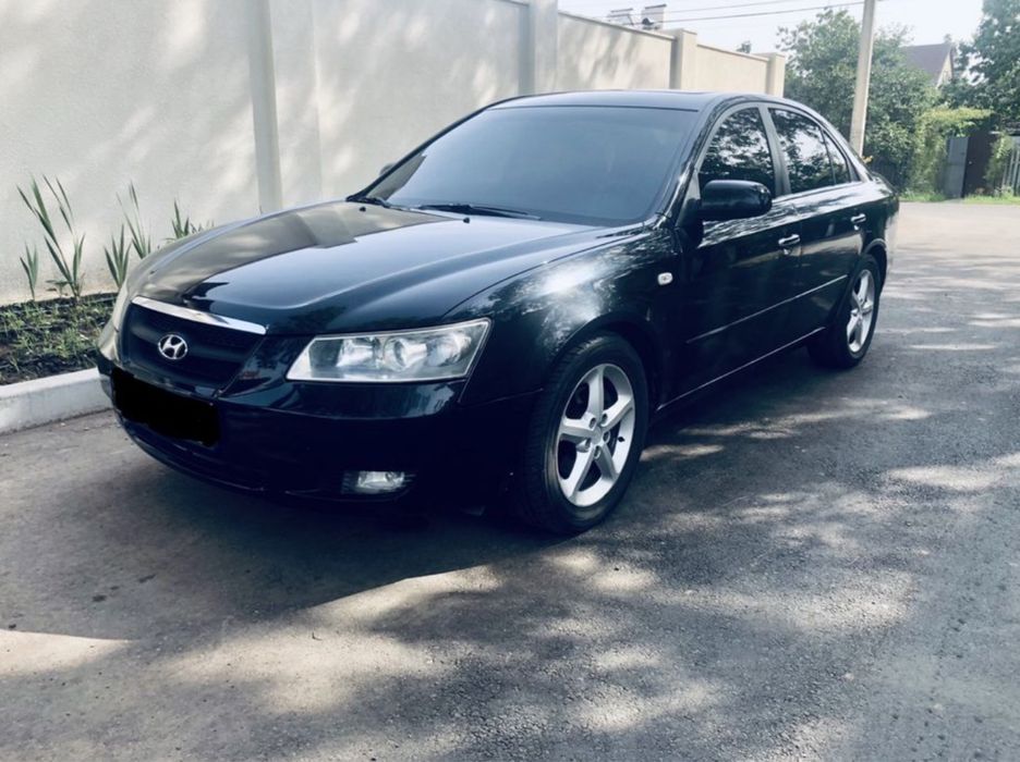 Hyundai Sonata V NF 2.0