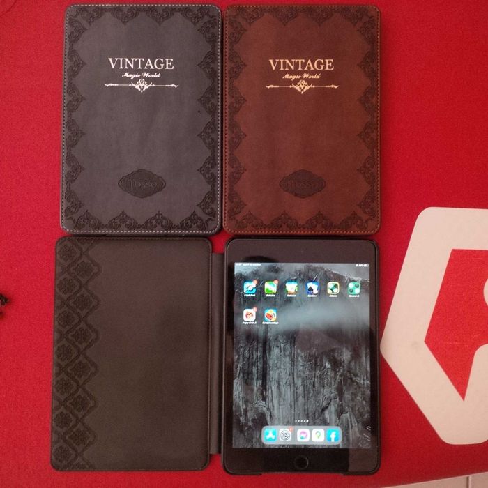 Capas em pele Ipad Mini 4 e 5 (NOVAS)