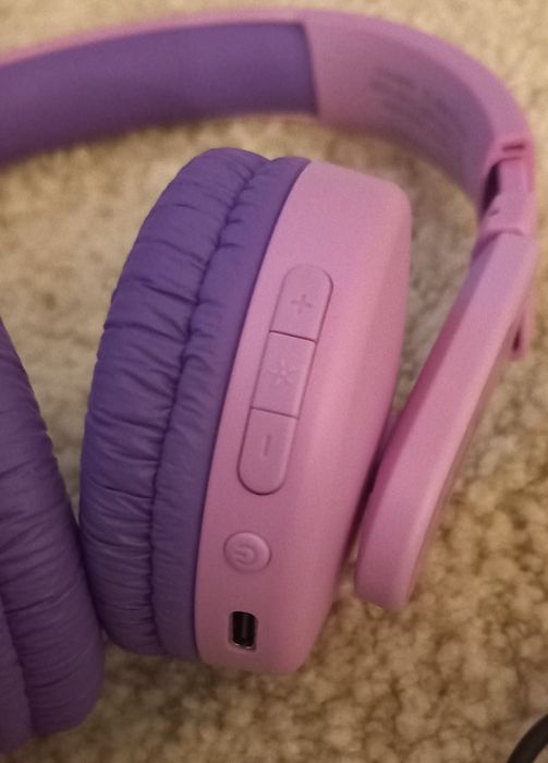 Auscultadores Bluetooth marca Philips em caixa para criança