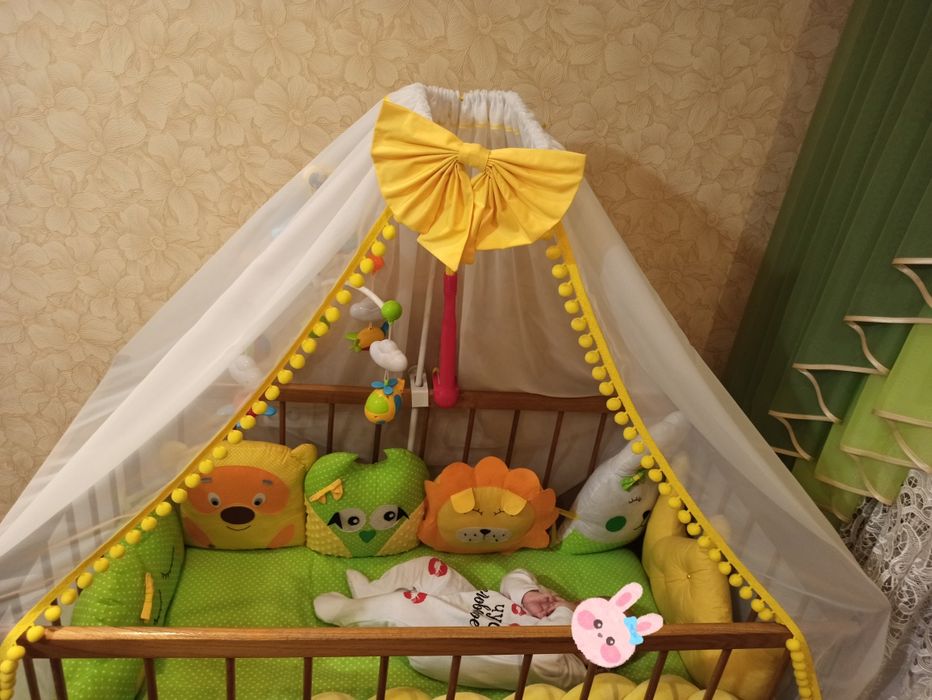 Бортики, балдахин, защита в манеж.
