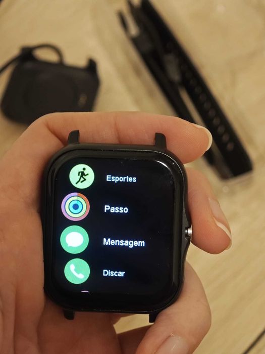 smartwatch com 2 braceletes