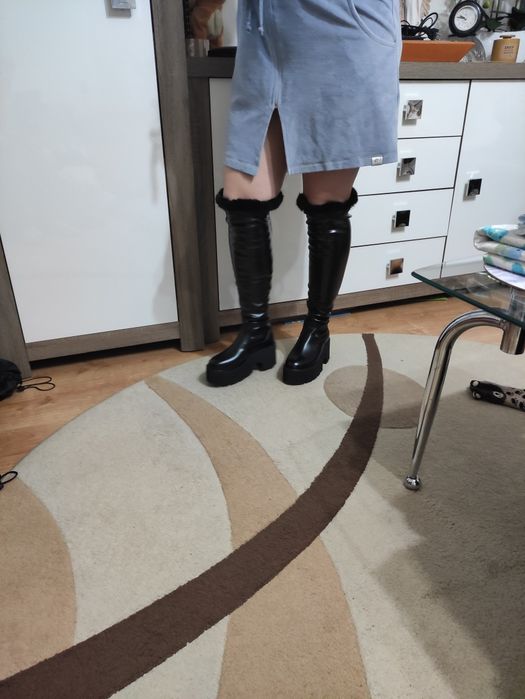 Buty muszkieterki za kolano na chude nogi