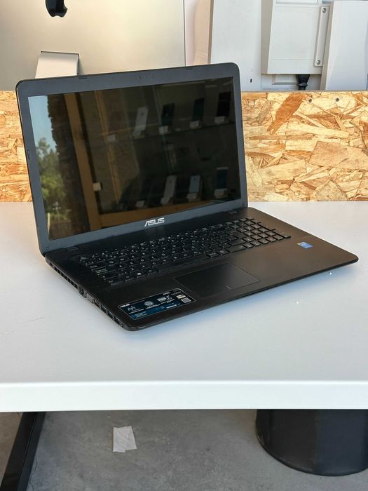 ASUS X751L Black