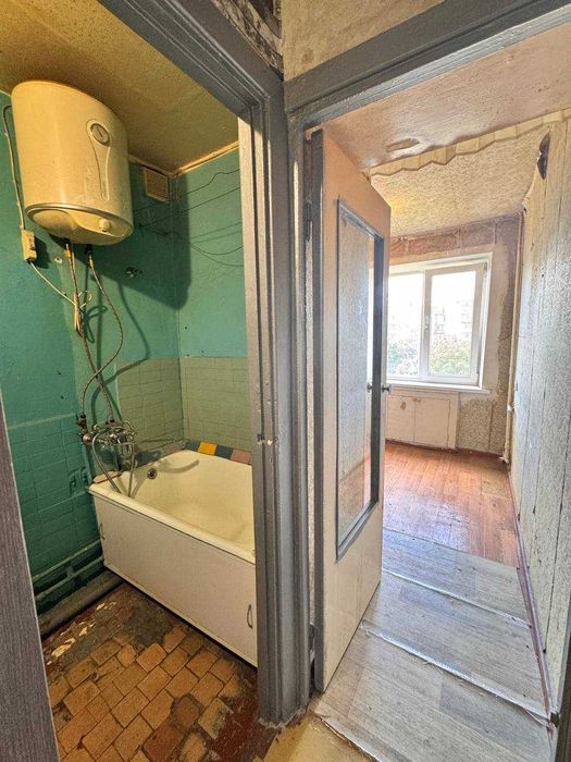 Продам 1 квартиру Тополь -2