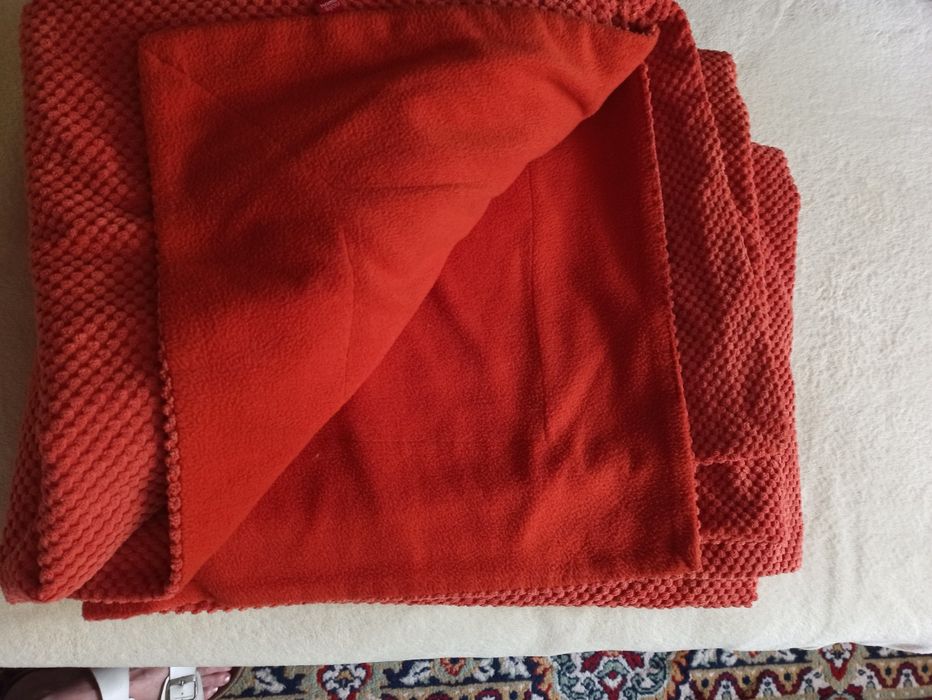 Narzuta na łóżko, kanapę