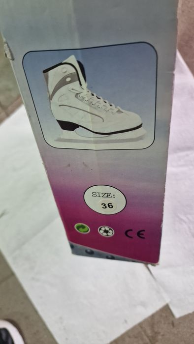 Łyżwy damskie rozm.36
