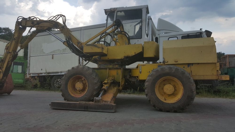 mecalac 11cxi koparko ładowarka części silnik deutz f4l913