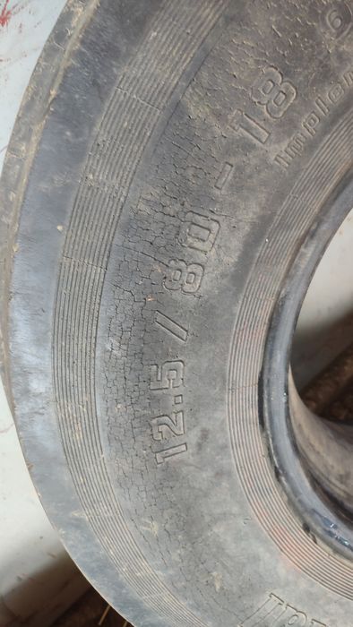 Opona używana 12.5/80-18 kombajn